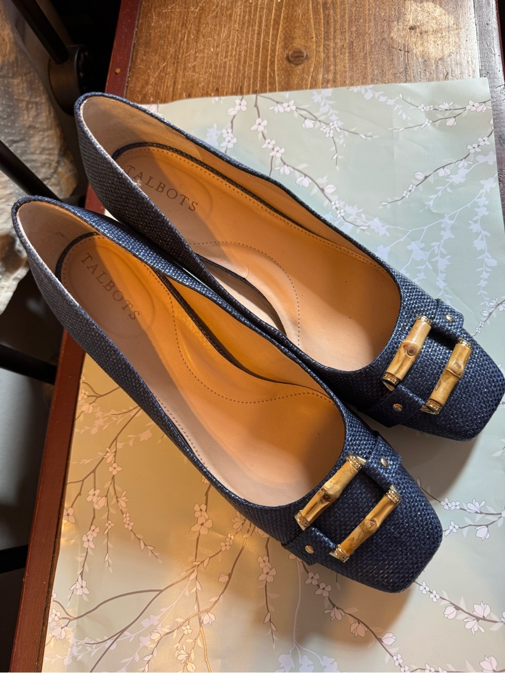 Talbots Navy Textured Flats with Bamboo Accent Size 9.5